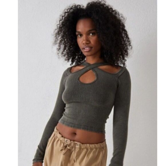 BDG Keyhole Cut-Out Acid Wash Long Sleeve Top Urban Outfitters M - Picture 2 of 7